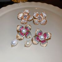 Fashion Flower Copper Inlay Crystal Pearl Ear Studs 1 Pair main image 4