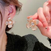Fashion Flower Copper Inlay Crystal Pearl Ear Studs 1 Pair sku image 1