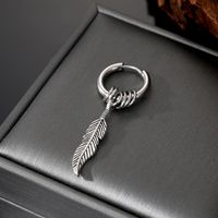 Simple Style Animal Feather Stainless Steel Plating Dangling Earrings 1 Piece main image 2