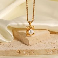 Elegant Geometric Stainless Steel Gold Plated Artificial Pearls Pendant Necklace main image 3