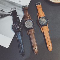 Retro Solid Color Buckle Quartz Men's Watches main image 5