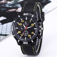 Sports Solid Color Buckle Quartz Men's Watches main image 4