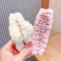 Simple Style Solid Color Plush Plush Hair Claws 1 Piece main image 6