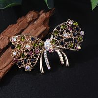 Retro Flower Bow Knot Alloy Inlay Artificial Pearls Rhinestones Women's Brooches main image 4