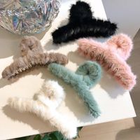 Korean Style Geometric Flannel Plush Hair Claws 1 Piece main image 6