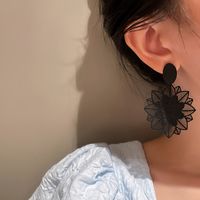 Fashion Flower Alloy Hollow Out Women's Drop Earrings 1 Pair sku image 1