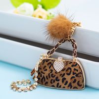 Retro Bag Heart Shape Leopard Pu Leather Inlay Rhinestones Women's Bag Pendant Keychain main image 5