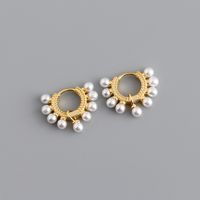 Fashion Round Silver Inlaid Pearls Earrings 1 Pair sku image 1