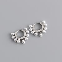 Fashion Round Silver Inlaid Pearls Earrings 1 Pair sku image 2