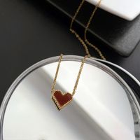 Sucré Forme De Cœur Acier Au Titane Placage Collier main image 1