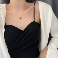 Sucré Forme De Cœur Acier Au Titane Placage Collier main image 2