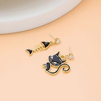 Fashion Cat Fish Bone Alloy Asymmetrical Plating Inlay Rhinestones Women's Drop Earrings 1 Pair main image 3