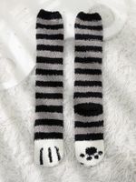 Women's Cute Stripe Paw Print Coral Fleece Ankle Socks sku image 1