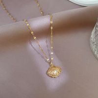 Simple Style Shell Copper Gold Plated Artificial Pearls Zircon Pendant Necklace 1 Piece main image 5
