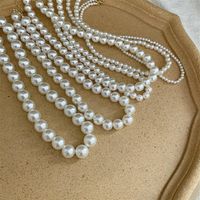 Fashion Solid Color Artificial Pearl Alloy Women's Necklace 1 Piece main image 1