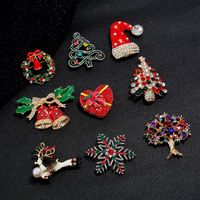 Fashion Christmas Tree Heart Shape Snowflake Alloy Enamel Artificial Pearls Rhinestones Unisex Brooches main image 1