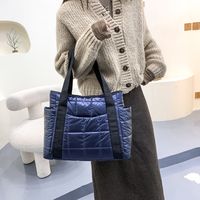Women's Medium Autumn&winter Nylon Fashion Tote Bag sku image 1