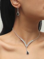 Großhandel Koreanische Kupferkristall Halskette Ohrring Zweiteiliges Set Nihaojewelry sku image 14