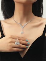 Großhandel Koreanische Kupferkristall Halskette Ohrring Zweiteiliges Set Nihaojewelry sku image 12
