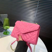 Women's Pu Leather Solid Color Vintage Style Quilted Square Flip Cover Crossbody Bag main image 3