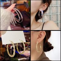 Fashion Geometric Copper Inlay Artificial Pearls Rhinestones Hoop Earrings 1 Pair main image 3