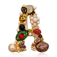 Fashion Letter Rhinestone Inlay Artificial Pearls Unisex Brooches sku image 2