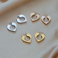 Basic Herzform Titan Stahl Überzug Hängende Ohrringe 1 Paar main image 1