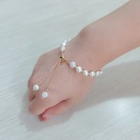 Basic Semicircle Pearl Handmade Bracelets 1 Piece main image 3