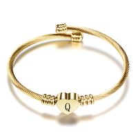 Estilo Clásico Letra Forma De Corazón Acero Titanio Enchapado Chapado En Oro Brazalete sku image 43