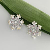 Fashion Snowflake Alloy Inlay Artificial Pearls Rhinestones Women's Earrings 1 Pair main image 5