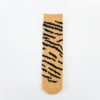 Women's Fashion Stripe Polyester Blending Jacquard Crew Socks sku image 2