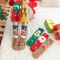 Mujeres Estilo Japones Papá Noel Monigote De Nieve Ciervo Poliéster Jacquard Calcetines De Tripulación main image 5