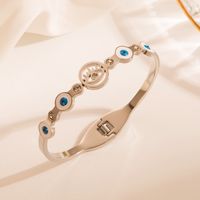 Vacation Heart Shape Stainless Steel Hollow Out Gold Plated Bangle sku image 4