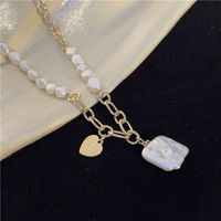 Retro Letter Heart Shape Alloy Pearl Inlay Shell Necklace 1 Piece main image 5