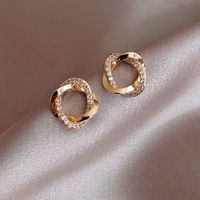 Fashion Twist Alloy Inlay Rhinestones Women's Ear Studs 1 Pair main image 1