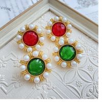 Retro Round Alloy Glass Inlay Artificial Pearls Women's Ear Studs 1 Pair main image 3