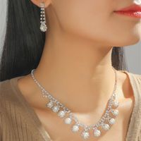 Women's Fashion Twisted Diamond Necklace And Earring Set sku image 6