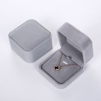 Simple Style Square Solid Color Flannel Jewelry Boxes main image 3