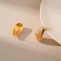 Simple Style Geometric Water Droplets Brass Gold Plated Ear Studs 1 Pair main image 3