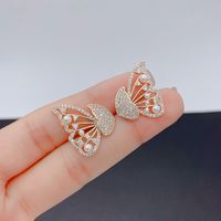 Fashion Sweet Butterfly Alloy Inlay Artificial Gemstones Artificial Pearls Women's Earrings sku image 1