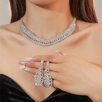 Frau Luxus Mode Raute Legierung Strass Steine Ohrringe Halskette Schmuck-set Überzug Diamant Strass Steine 1 Satz sku image 12