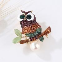 Fashion Flamingo Butterfly Shell Alloy Inlay Artificial Diamond Women's Brooches sku image 15