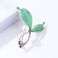 Fashion Flamingo Butterfly Shell Alloy Inlay Artificial Diamond Women's Brooches sku image 4