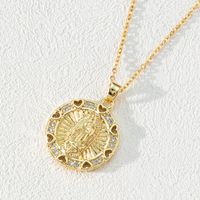 Fashion Moon Oval Copper Gold Plated Zircon Pendant Necklace 1 Piece main image 5