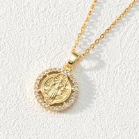 Fashion Moon Oval Copper Gold Plated Zircon Pendant Necklace 1 Piece sku image 2