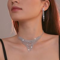 Elegante Señora Geométrico Aleación Ahuecar Embutido Diamantes De Imitación Mujeres Aretes Collar sku image 7