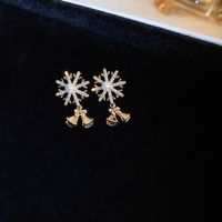 Retro Snowflake Copper Inlay Zircon Earrings 1 Pair sku image 5