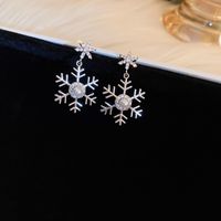 Retro Snowflake Copper Inlay Zircon Earrings 1 Pair sku image 2
