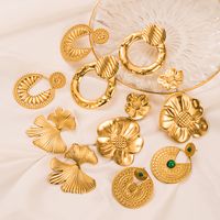 Geometric Leaf Round Hollow Out Gold Plated main image 1