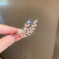 Elegant Heart Shape Flower Butterfly Imitation Pearl Rhinestone Metal Women's Brooches sku image 8